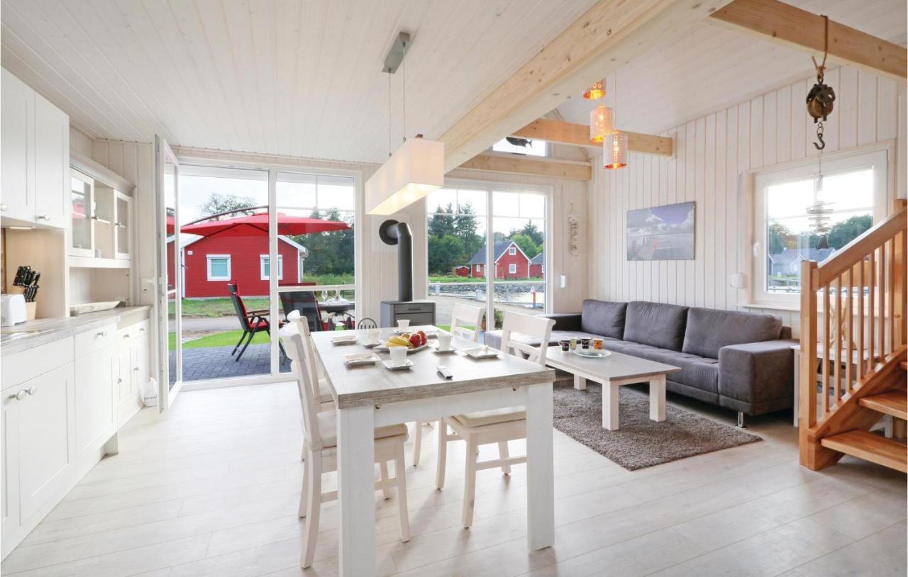 Gorgeous Home In Zerpenschleuse With Wifi Exterior foto